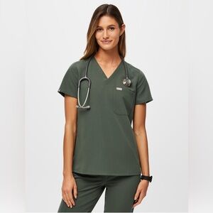 FIGS CATARINA Scrub Top MOSS size MEDIUM